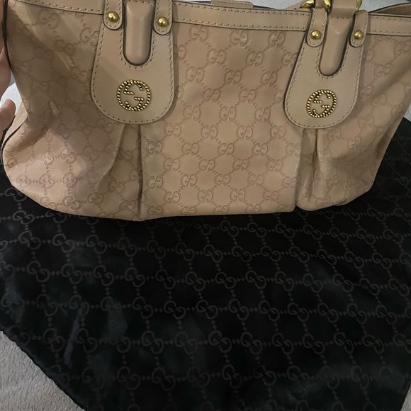 Gucci - Picture 14 of 15